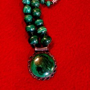 Women’s malachite necklace
